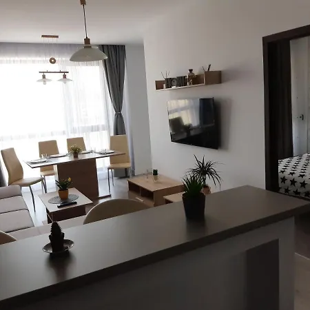 Diana Onix Blue Mamaia Nord Apartment *