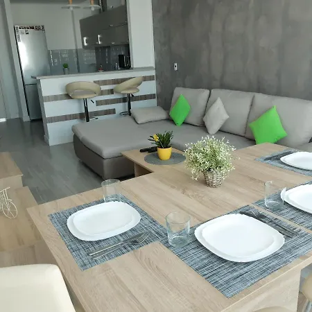 Diana Onix Blue Mamaia Nord *